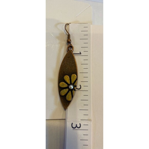 Earrings Metal Bronze Look w/ Gold Flower Daisy Dangle Long Oval Boho Chic - Picture 5 of 7